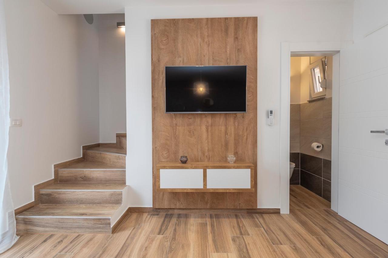 Luxury Apartments - La Vir 1 & 2 ภายนอก รูปภาพ