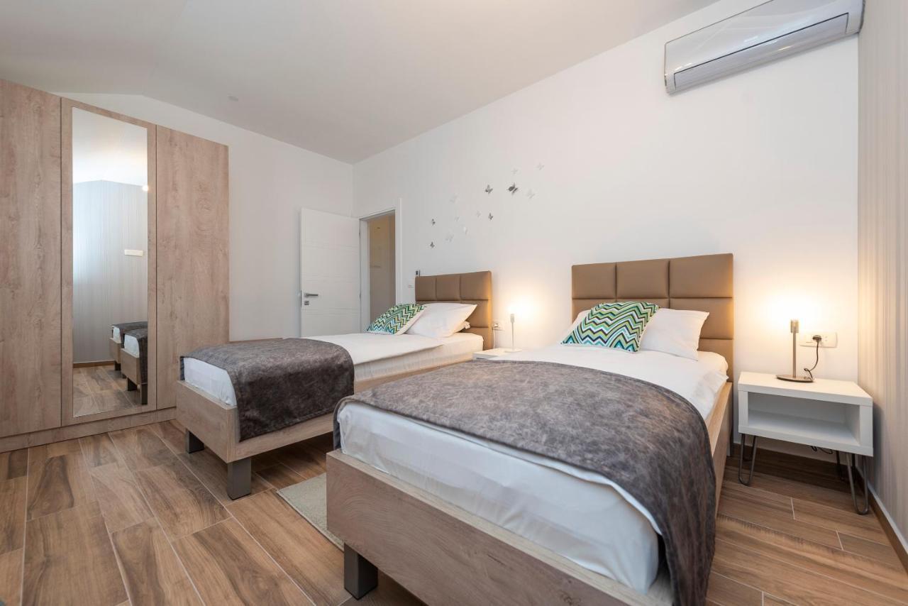 Luxury Apartments - La Vir 1 & 2 ภายนอก รูปภาพ