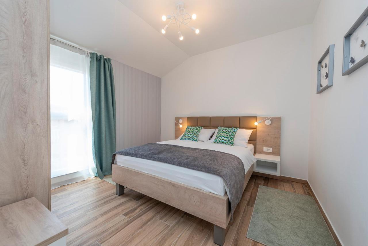 Luxury Apartments - La Vir 1 & 2 ภายนอก รูปภาพ