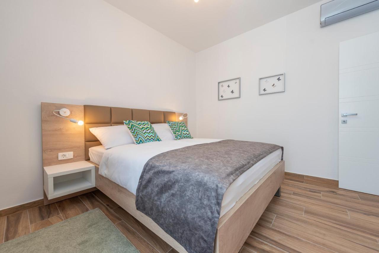 Luxury Apartments - La Vir 1 & 2 ภายนอก รูปภาพ